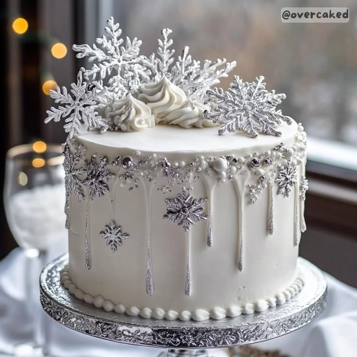 SnowFlake Cake